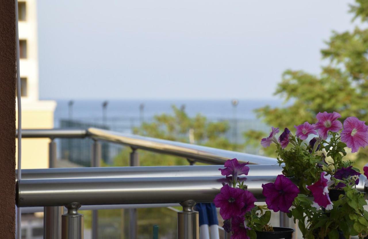 Obzor Sun Residense Apartment Екстериор снимка