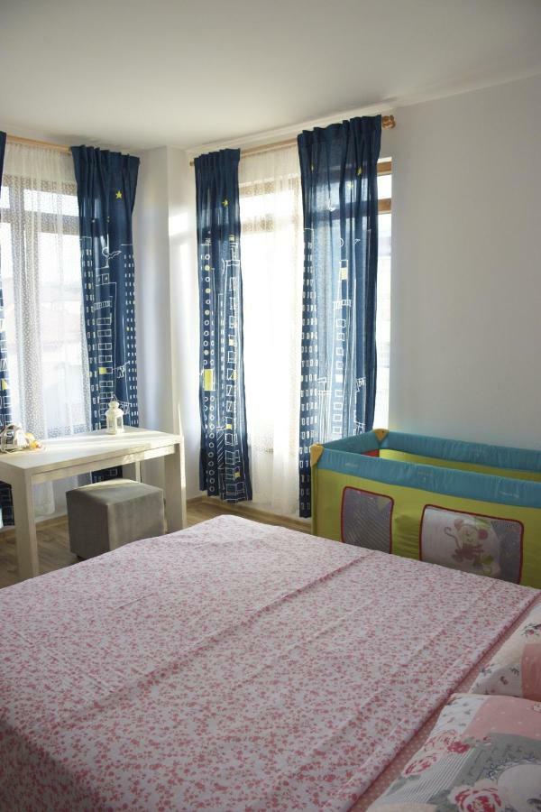 Obzor Sun Residense Apartment Екстериор снимка